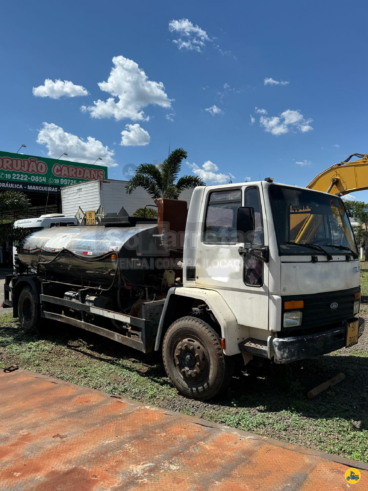 CAMINHAO FORD CARGO 1415 Espargidor Toco 4x2 SóKarretas PAULINIA SÃO PAULO SP